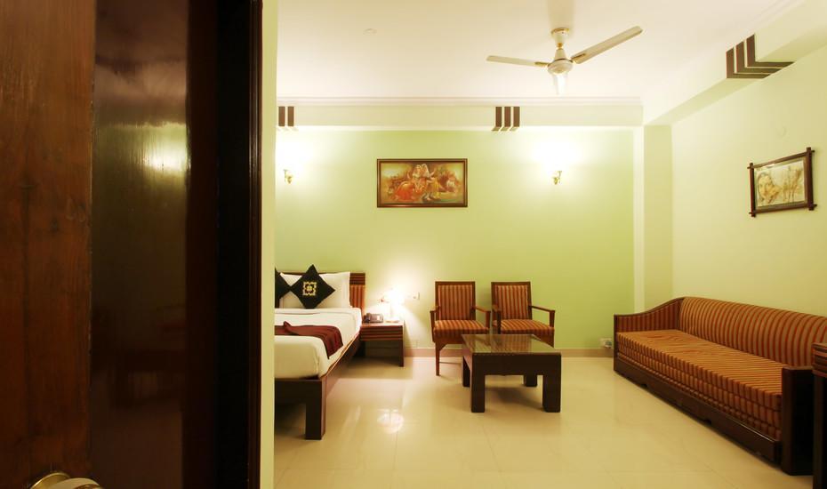 The Crest Inn Delhi  Exteriör bild